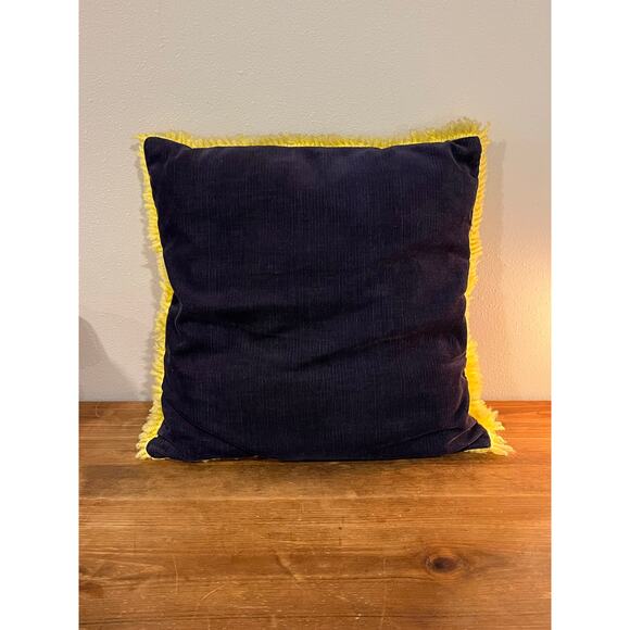 Vintage Smurfs Latch Hook Pillow 15x15 Handmade Papa Smurf Throw Cushion - Picture 3 of 4